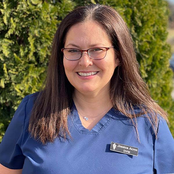 Dr. Jessica Acree, Lebanon Veterinarian